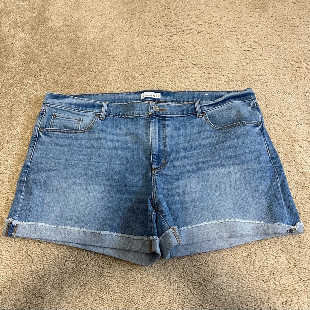 Loft Denim Shorts Rolled Cuff Size 18/34